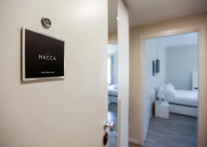 Station 2 Apartment *